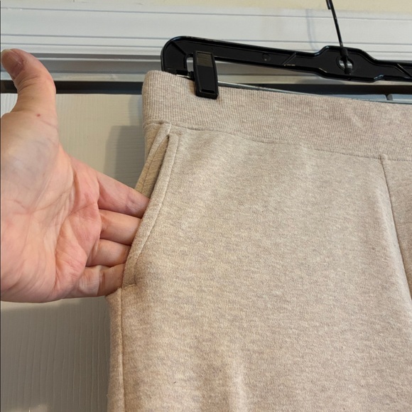 Pact Women's Cream Wide-Leg Cropped Pants - Picture 4 of 12